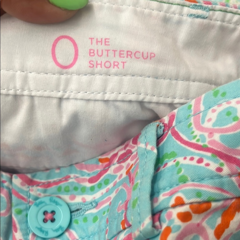 Colorful Patterned Shorts Set - Lily Pulitzer - Picture 3 of 5